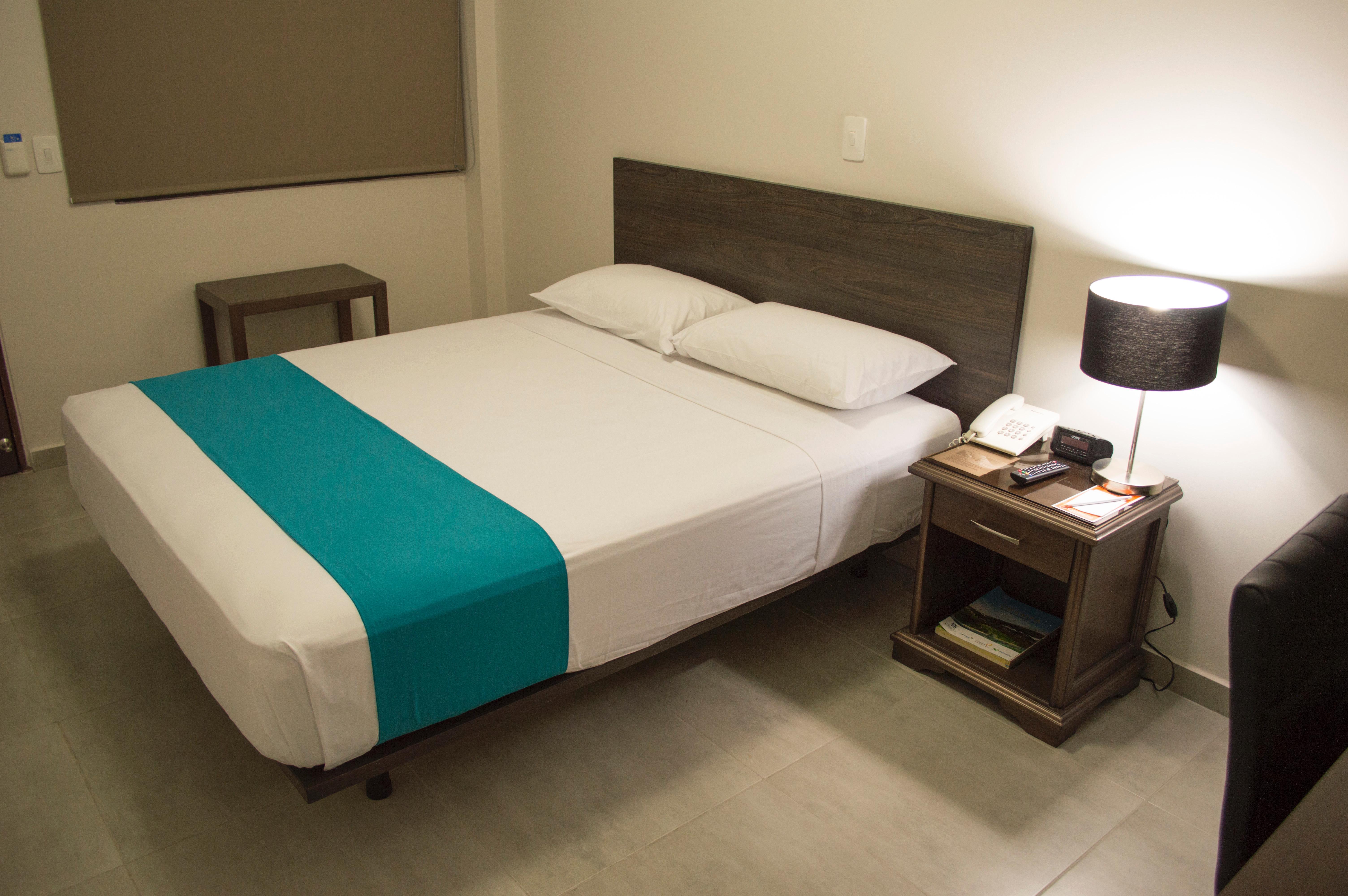 Hotel Casablanca Кукута Экстерьер фото