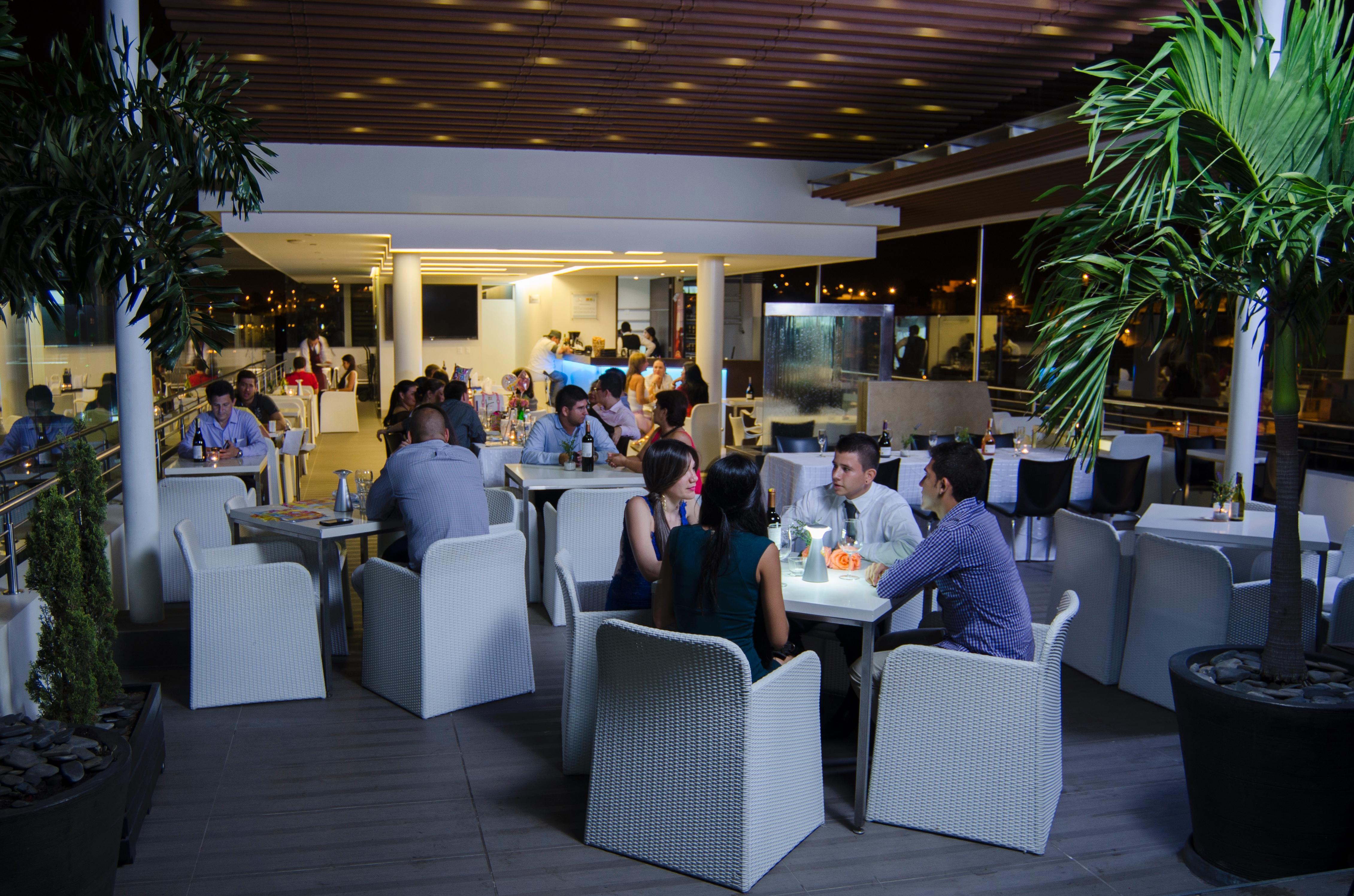 Hotel Casablanca Кукута Экстерьер фото
