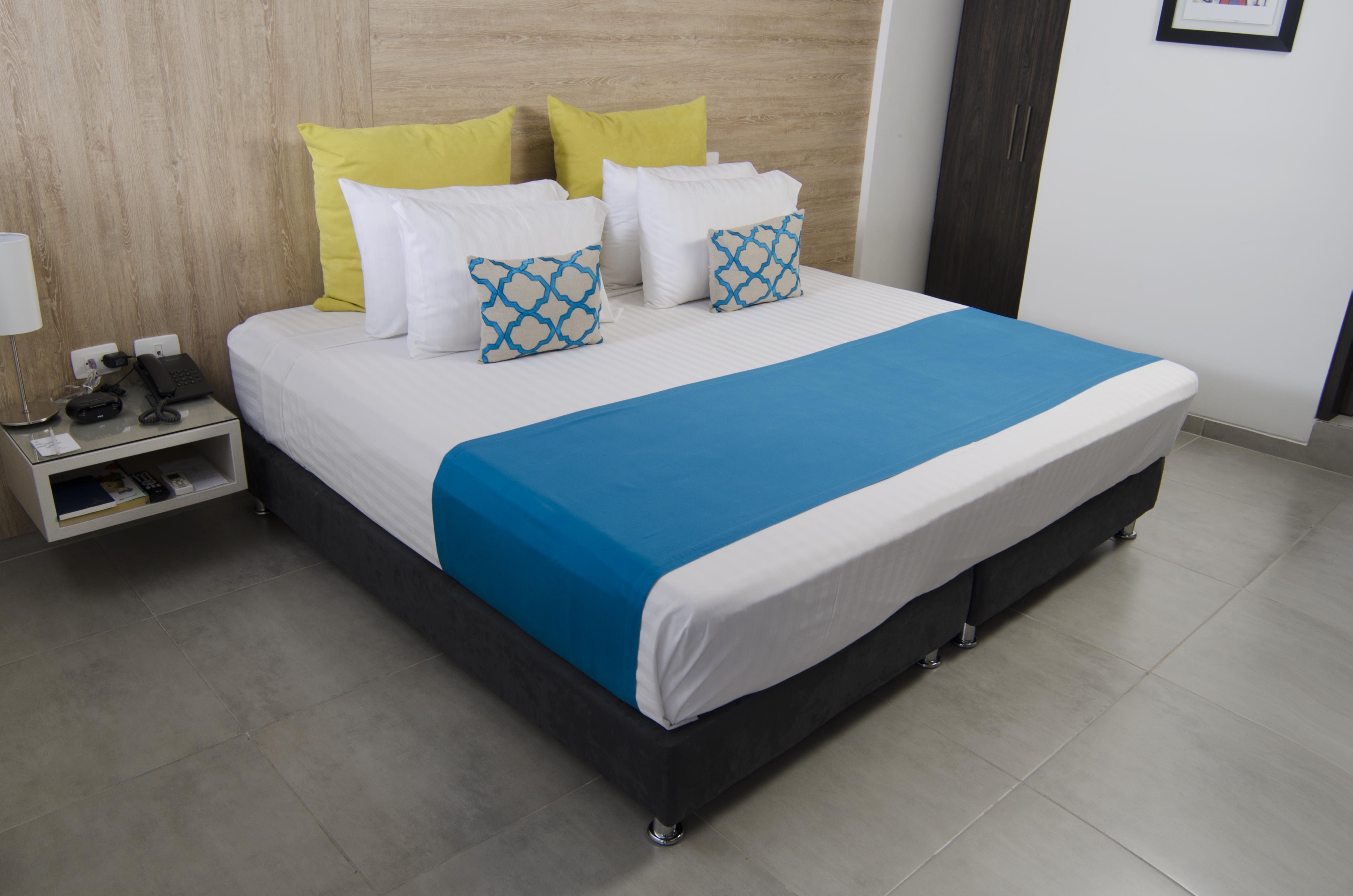 Hotel Casablanca Кукута Экстерьер фото