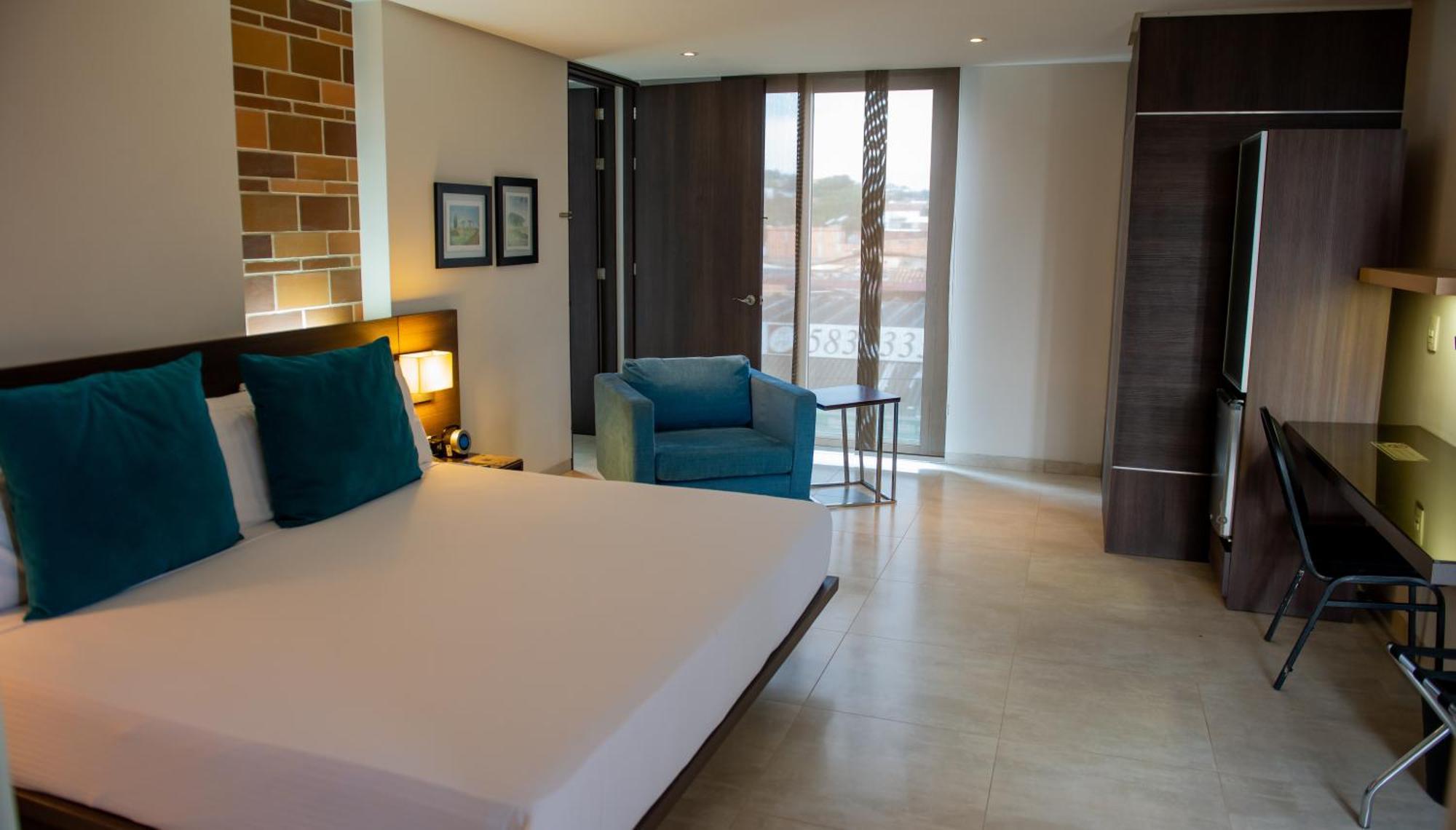 Hotel Casablanca Кукута Экстерьер фото