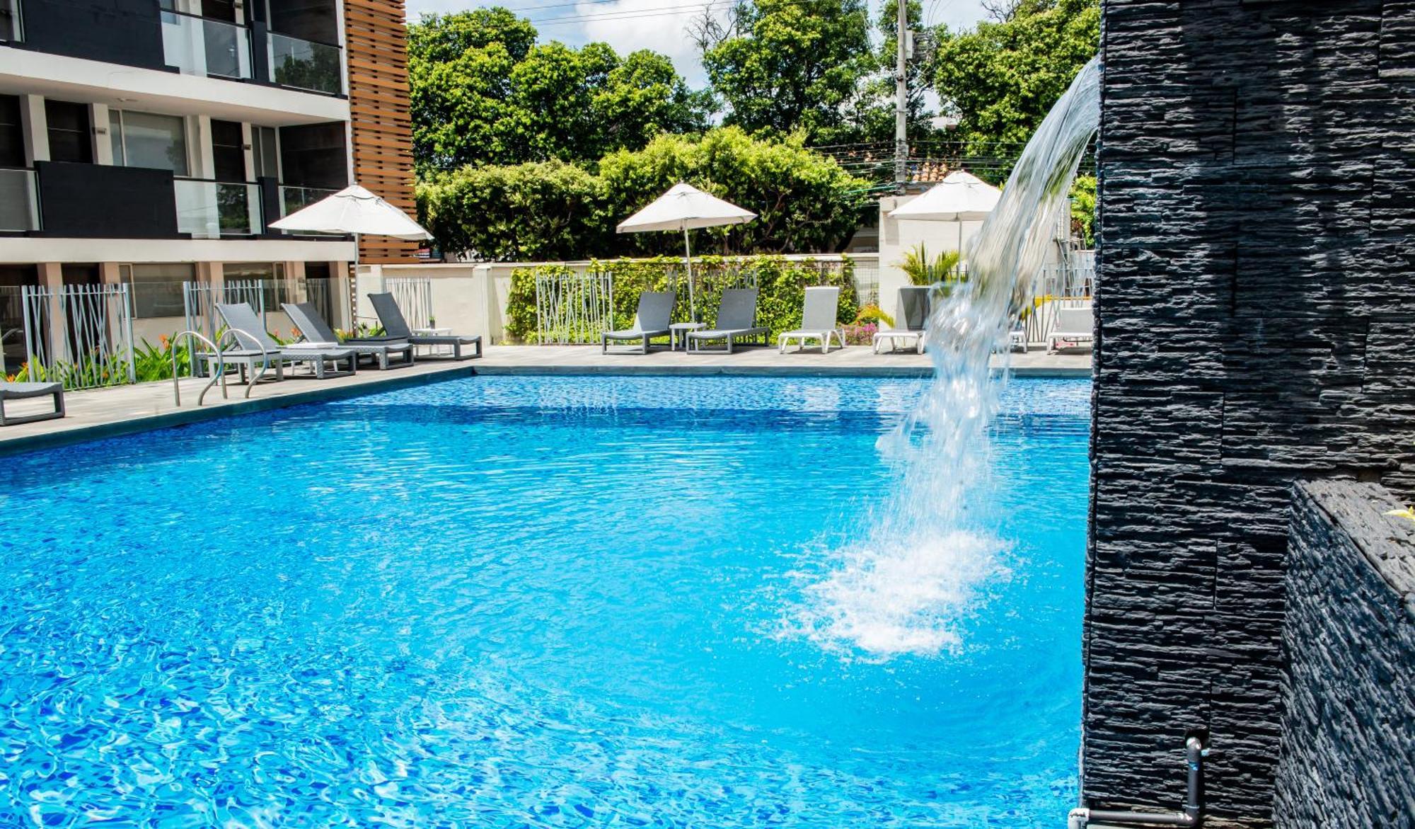 Hotel Casablanca Кукута Экстерьер фото