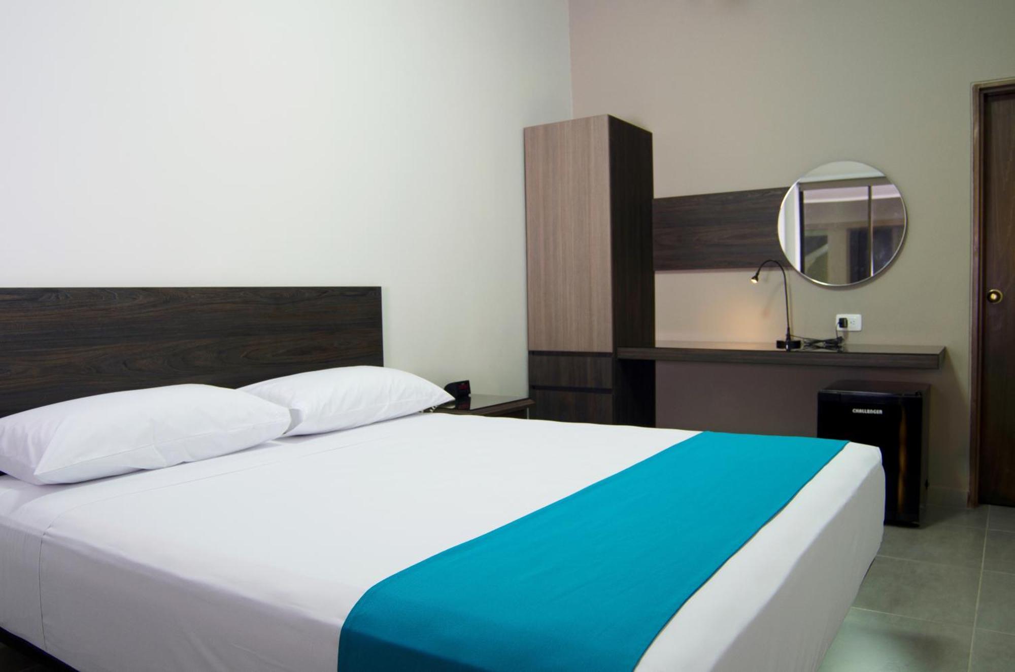 Hotel Casablanca Кукута Номер фото