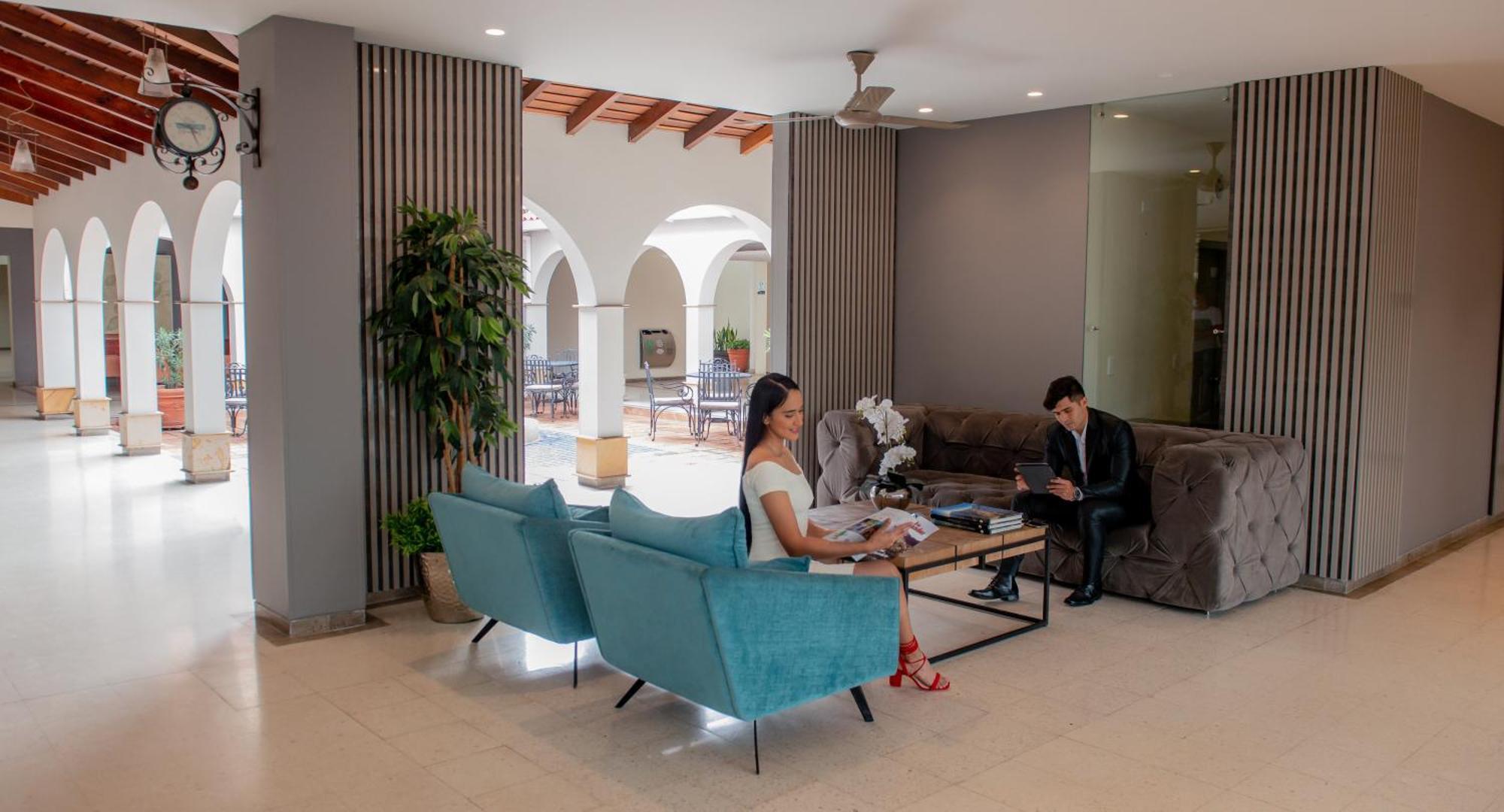 Hotel Casablanca Кукута Экстерьер фото